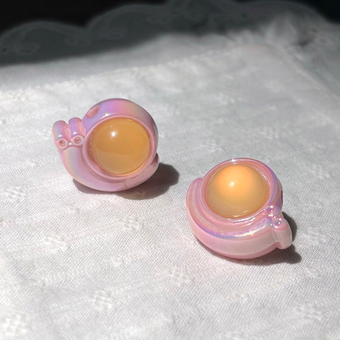Snail Beads with Cat Eye Shell
