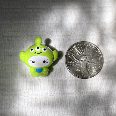 Alien Toy Costume Hello Kitty Beads