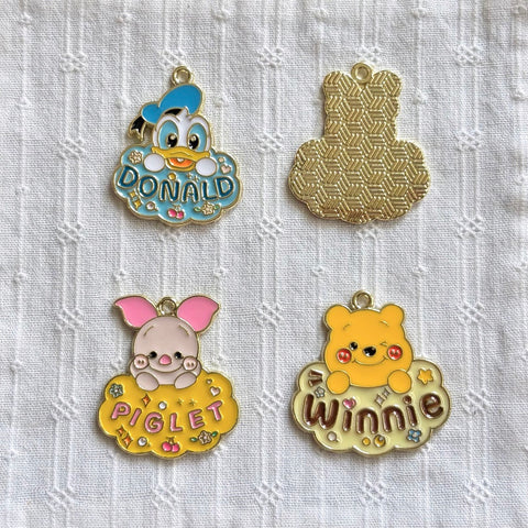 Disney Friends Metal Charm Set