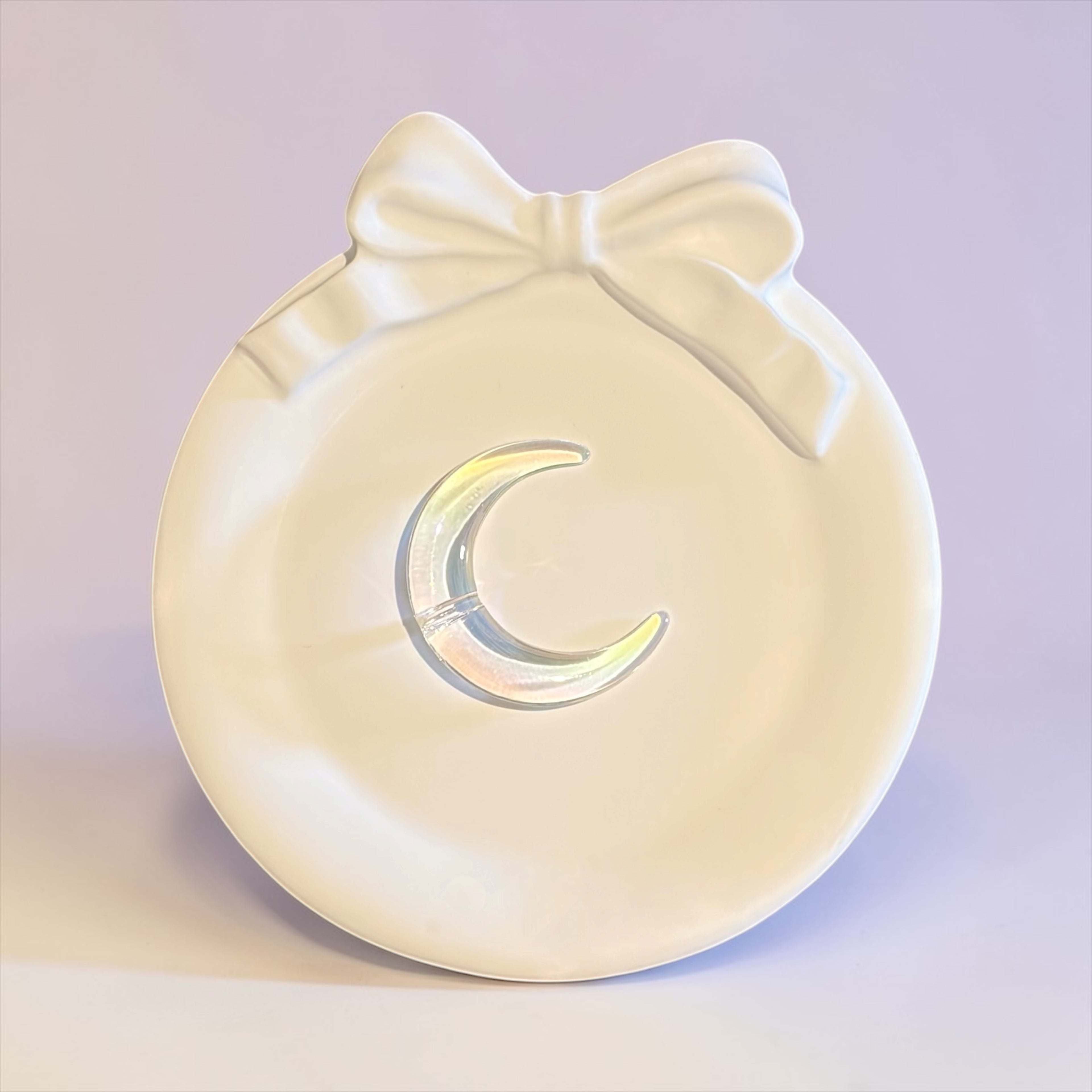 Holographic Moon Beads with Through Hole